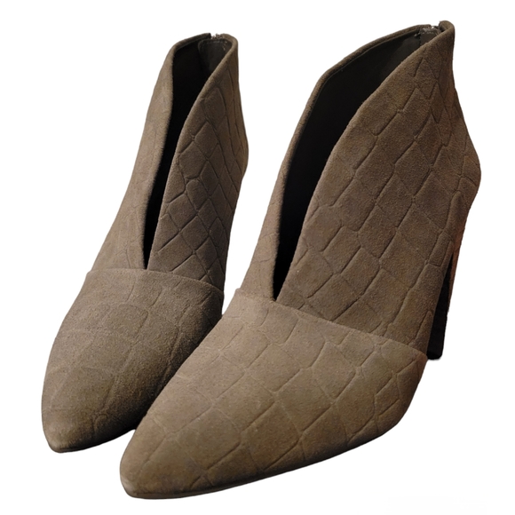 Vince Camuto Steevera Bootie Suede Grey size 7 - Picture 3 of 10